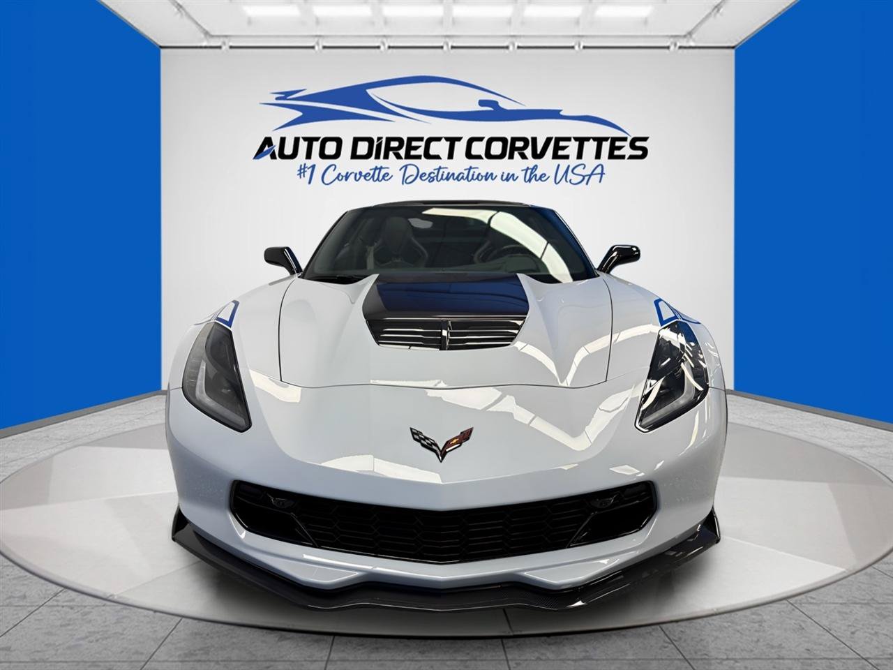 Used 2018 Chevrolet Corvette Z06 w/ Carbon 65 Edition RWD image 2