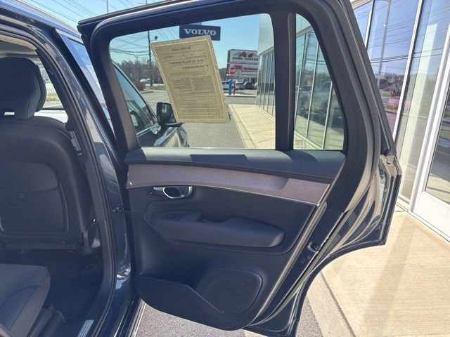 Certified 2025 Volvo XC90 B6 Plus AWD/4WD image 12