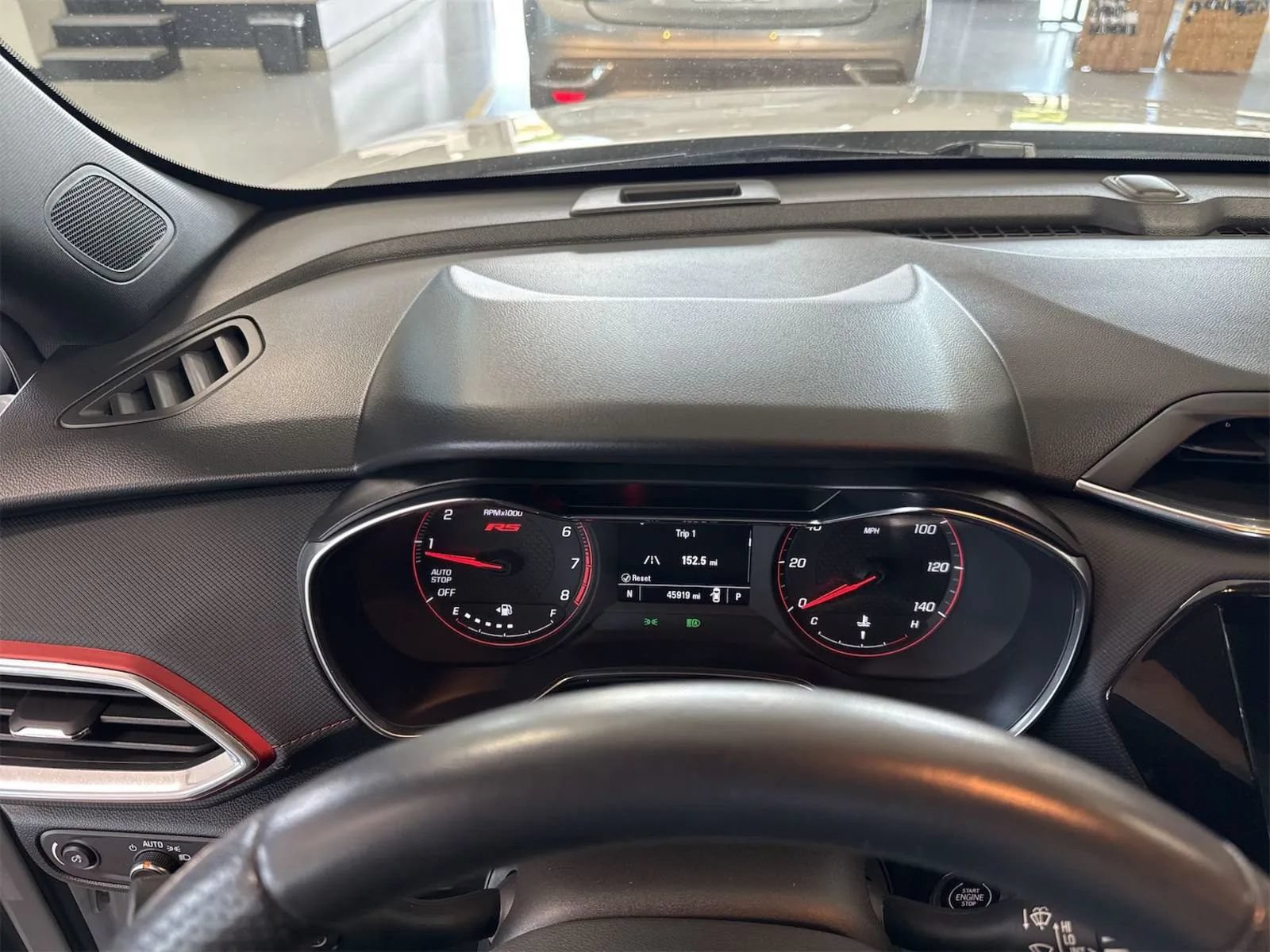 Used 2021 Chevrolet TrailBlazer RS w/ Sun and Liftgate Package FWD image 8
