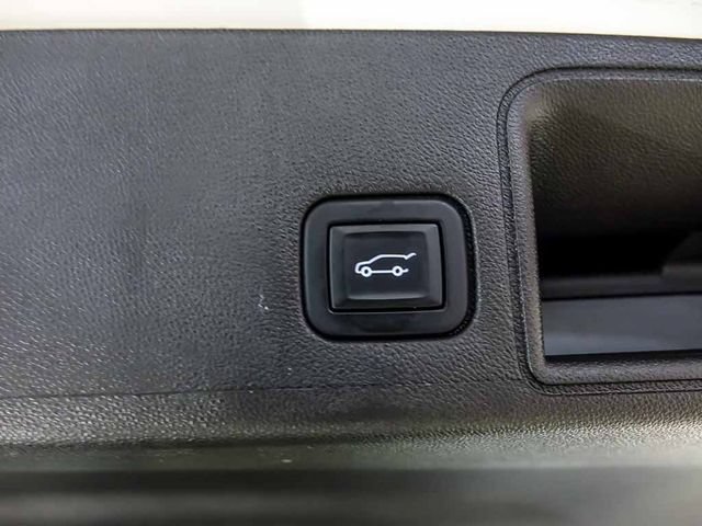 Used 2022 GMC Terrain AT4 AWD/4WD image 24