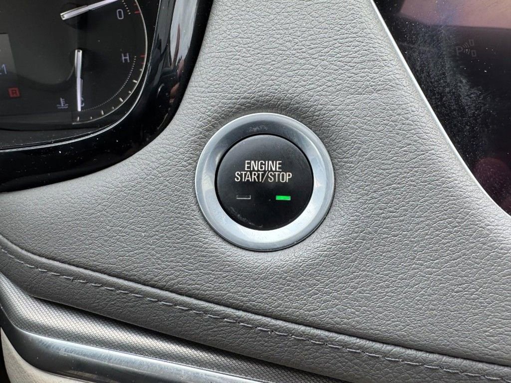 Used 2018 Cadillac XT5 Premium Luxury image 23