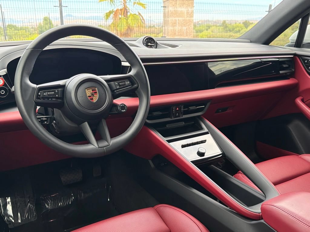 Used 2024 Porsche Macan 4 Electric AWD/4WD image 32