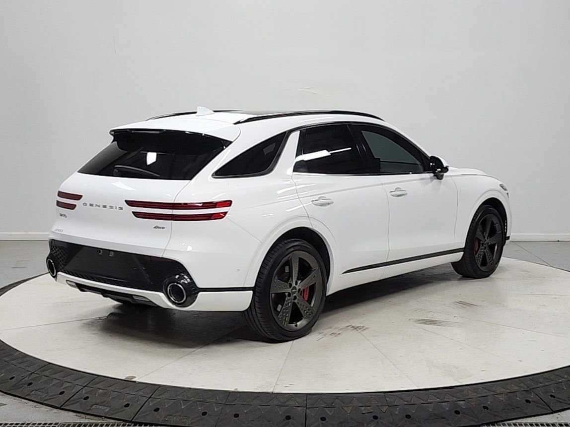 Used 2023 Genesis GV70 2.5T w/ Sport Prestige Package AWD/4WD image 7