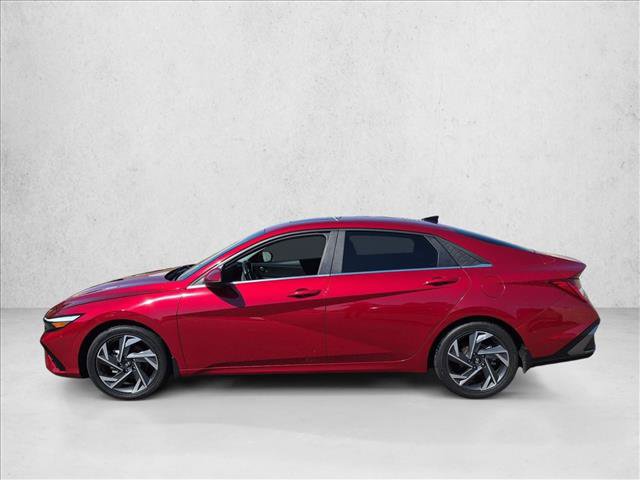Used 2024 Hyundai Elantra Limited FWD image 8