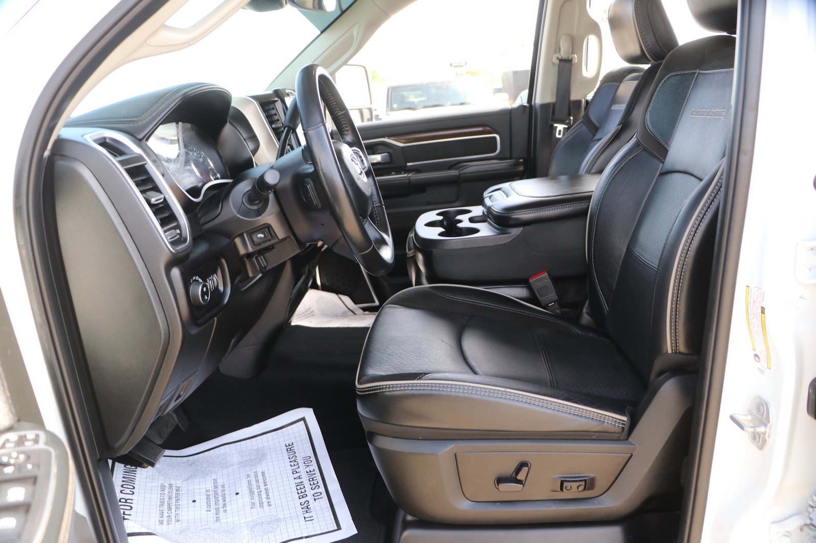 Used 2024 RAM 2500 Laramie w/ Safety Group AWD/4WD image 13