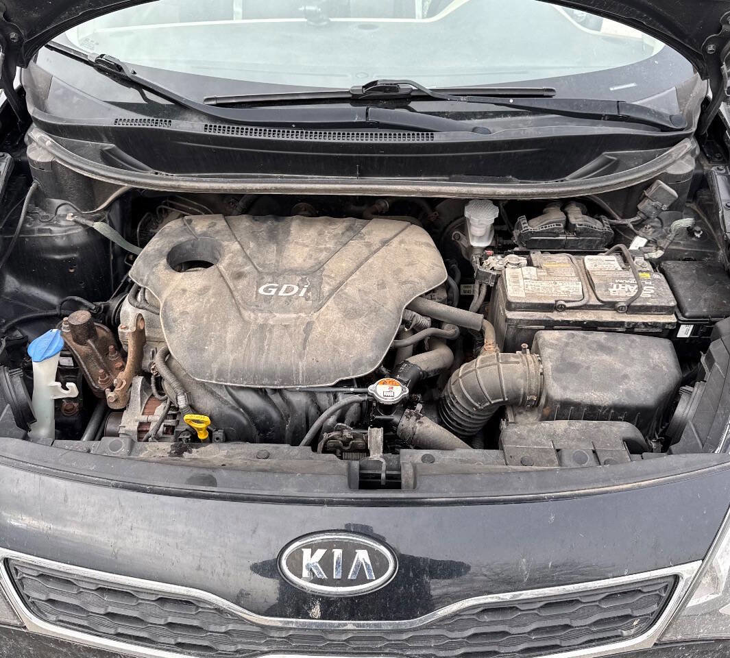 Used 2013 Kia Rio EX image 12
