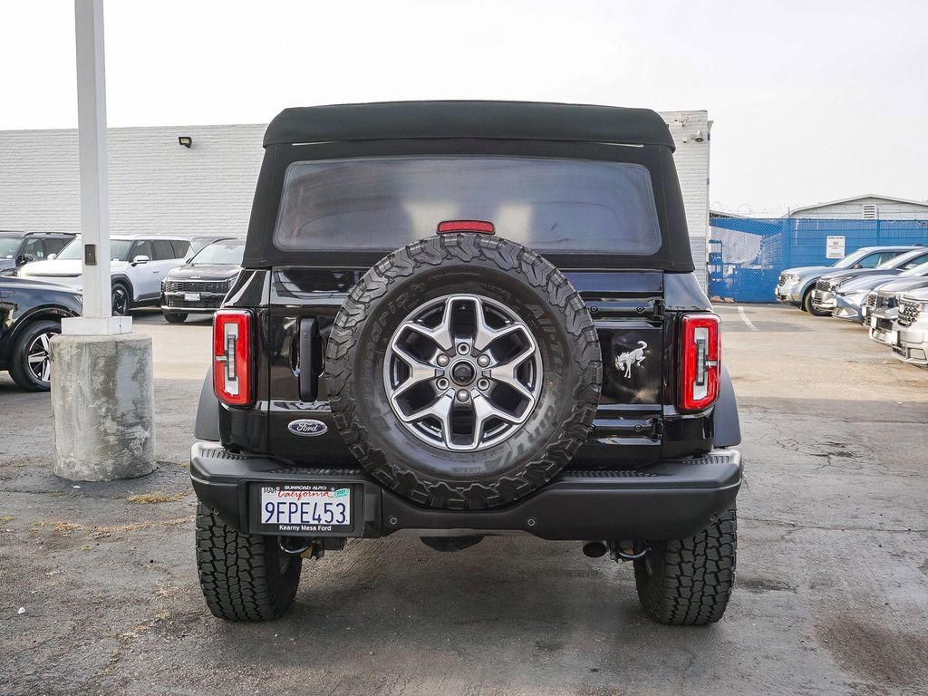 Used 2023 Ford Bronco Badlands image 6