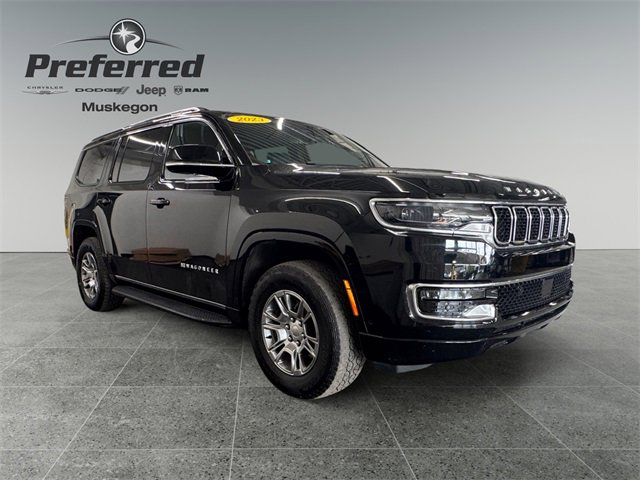 Used 2023 Jeep Wagoneer 4WD