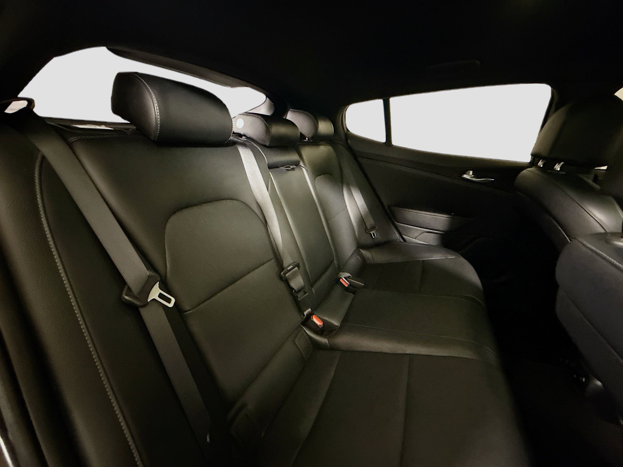 Used 2020 Kia Stinger GT-Line image 27