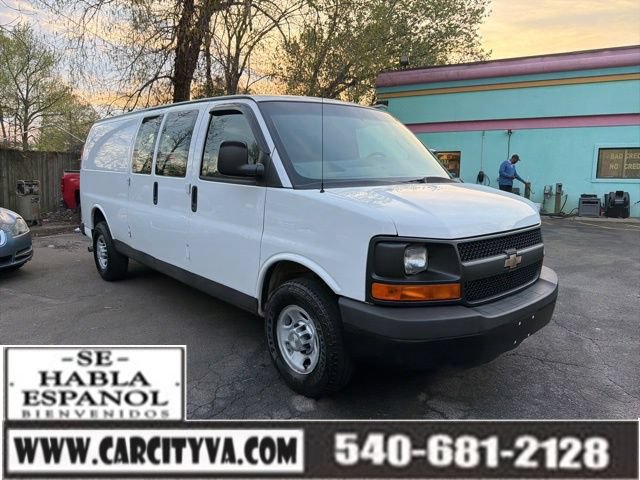 Used 2016 Chevrolet Express 3500 Extended RWD image 1