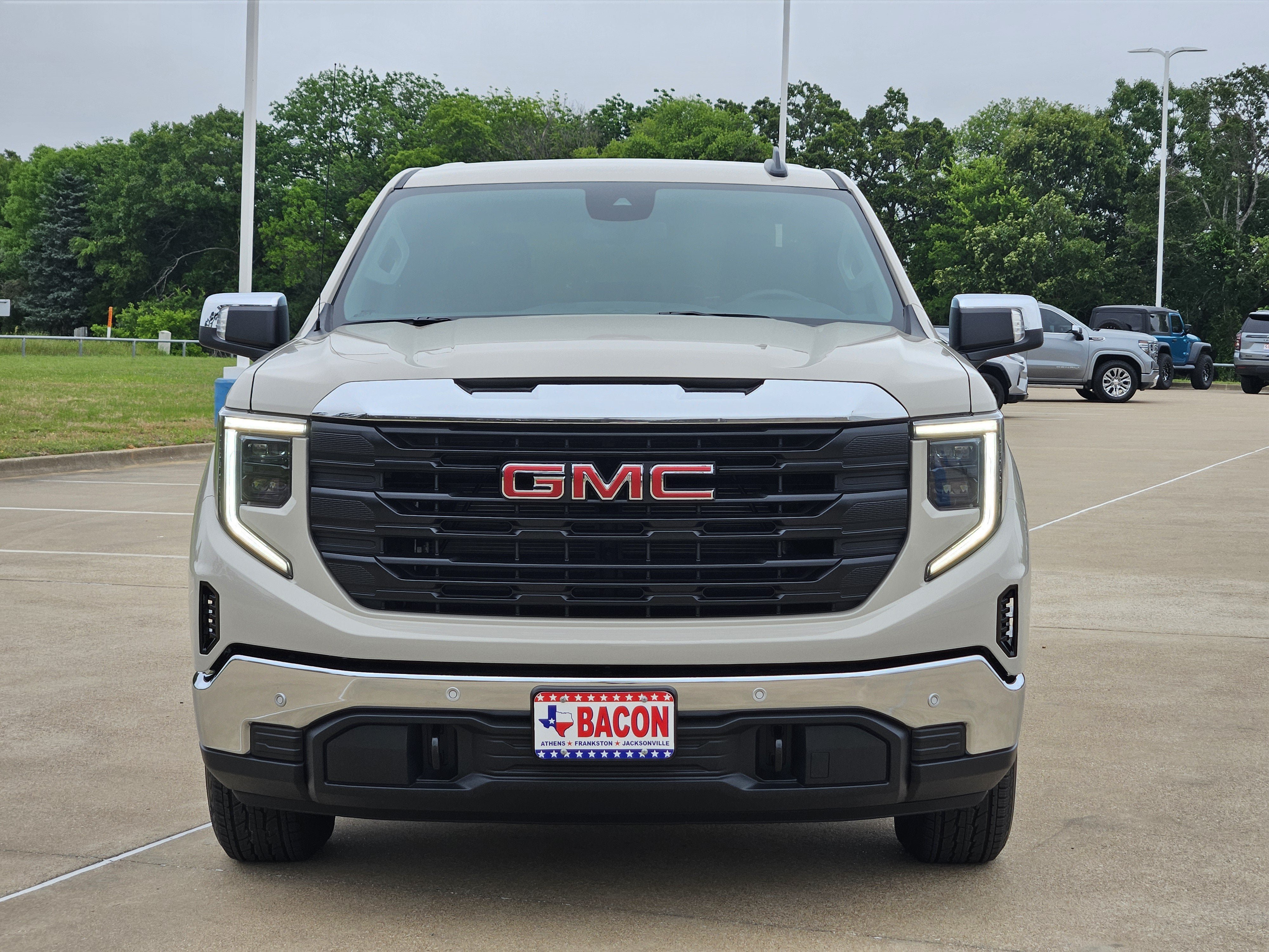 New 2026 GMC Sierra 1500 Pro w/ Pro Value Package AWD/4WD image 2