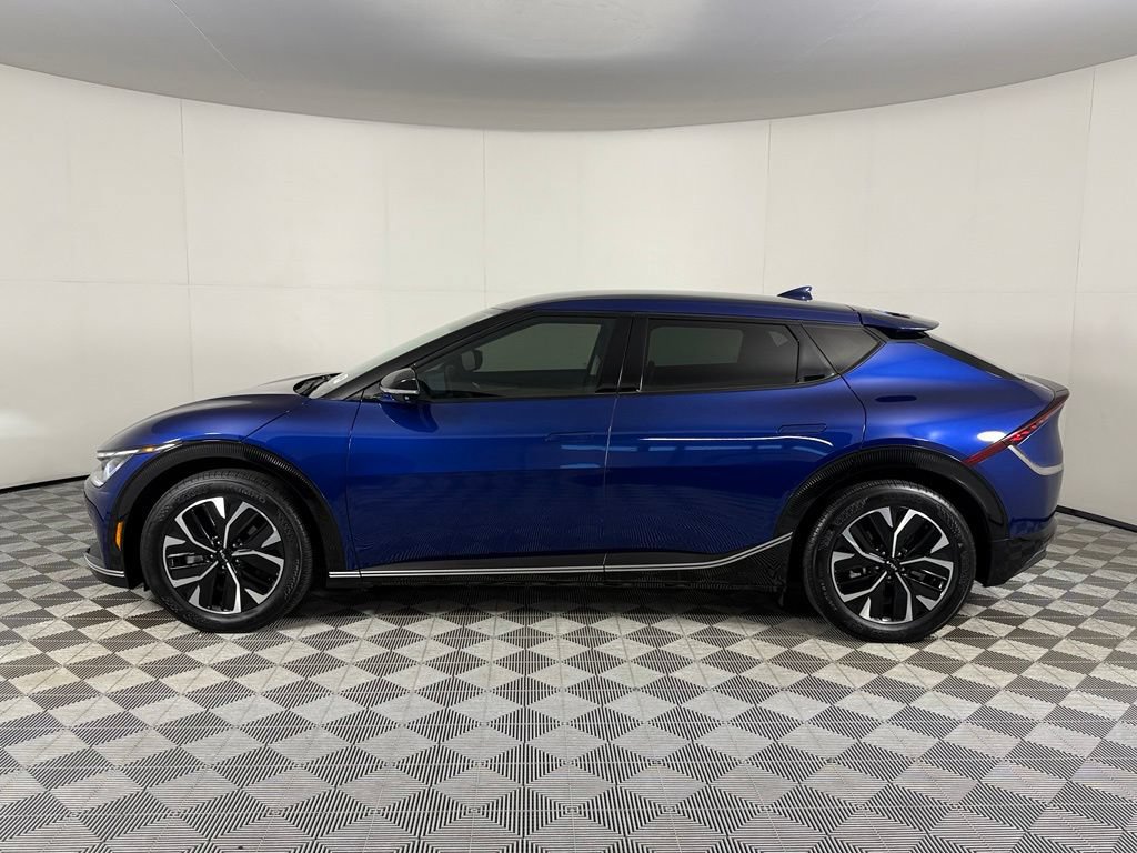 Used 2024 Kia EV6 Wind RWD image 10