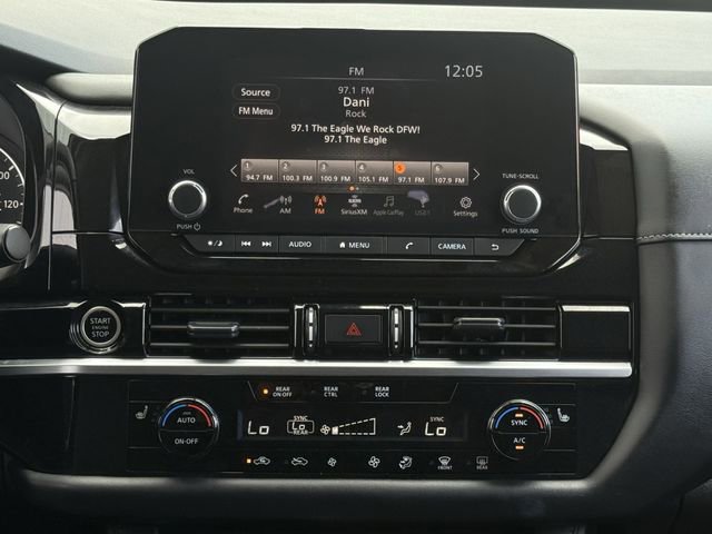 Used 2024 Nissan Pathfinder SV AWD/4WD image 16