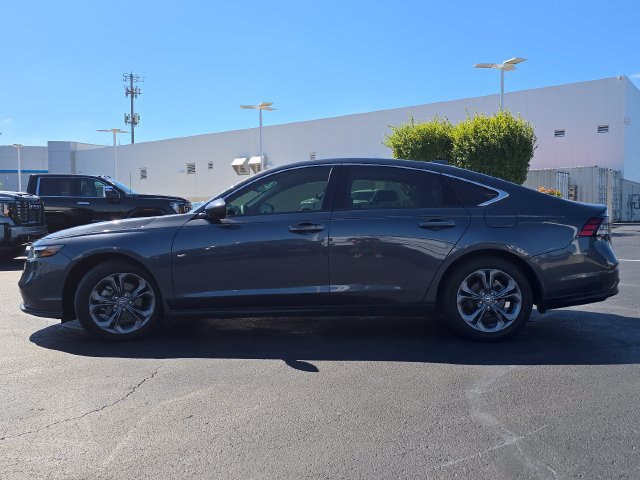 Used 2023 Honda Accord EX image 13