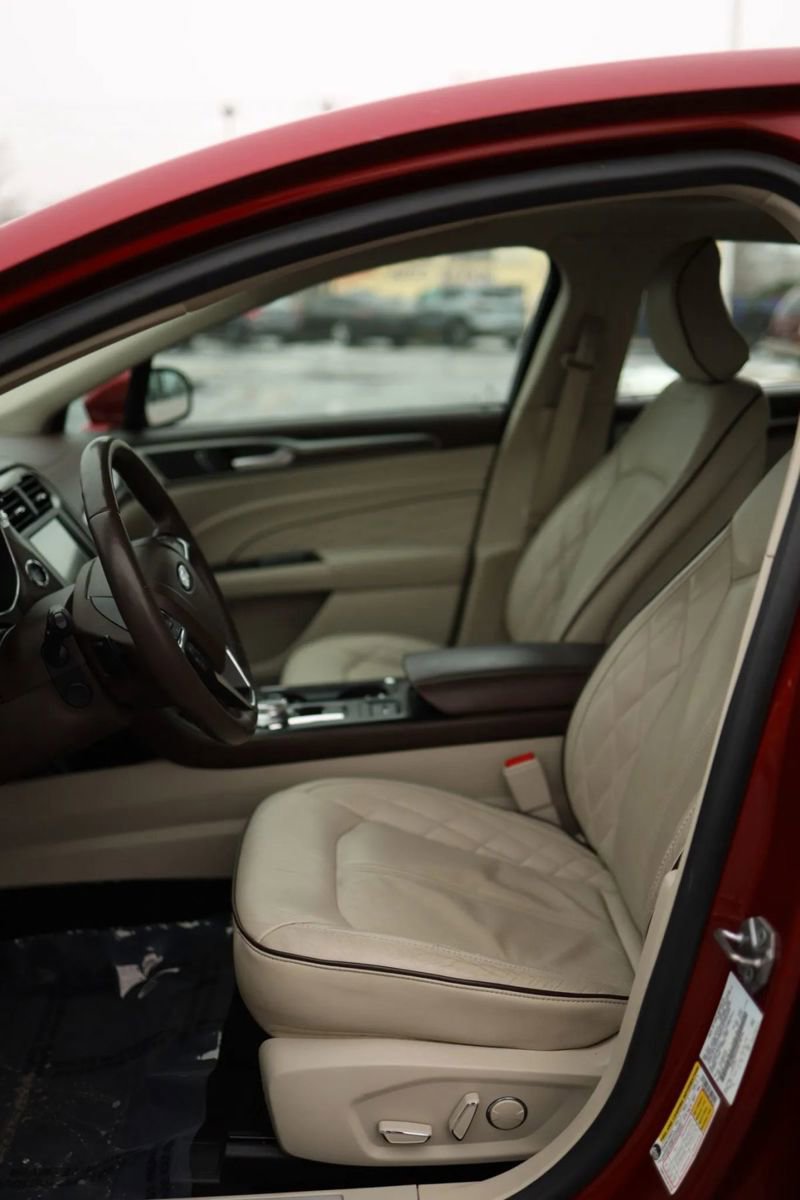 Used 2017 Ford Fusion Platinum image 13