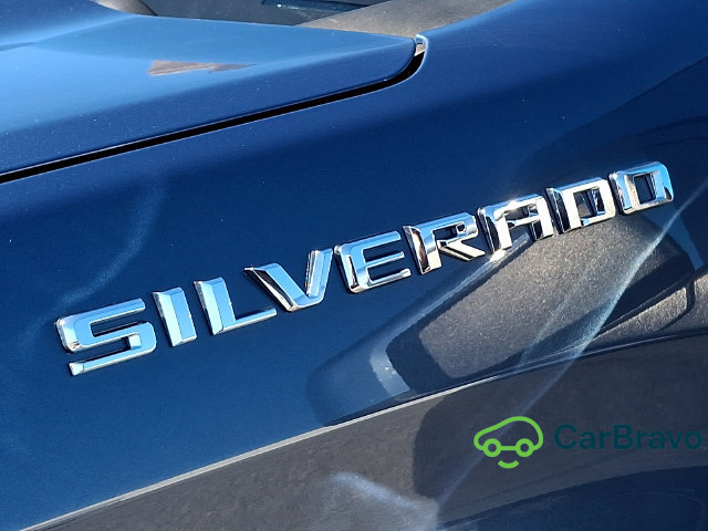 Used 2024 Chevrolet Silverado 1500 LT AWD/4WD image 29