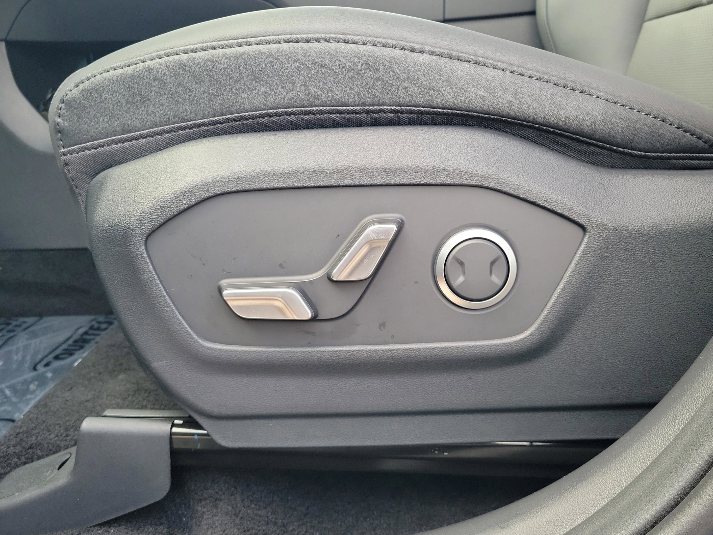 New 2026 Hyundai Santa Fe XRT image 9