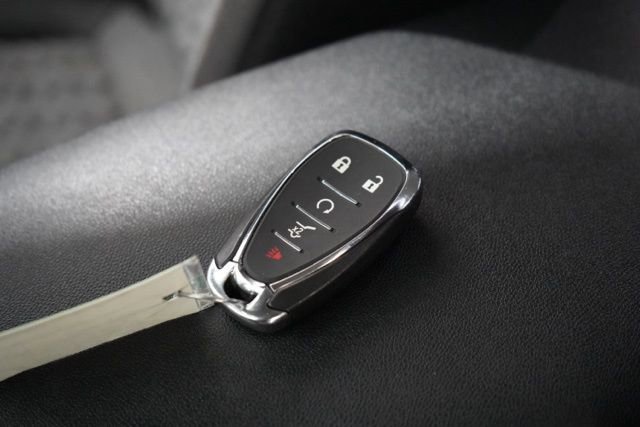 Used 2024 Chevrolet Equinox LT image 38