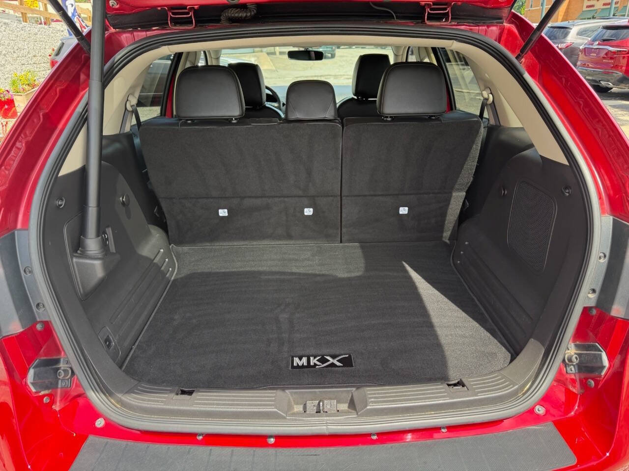 Used 2012 Lincoln MKX AWD image 9