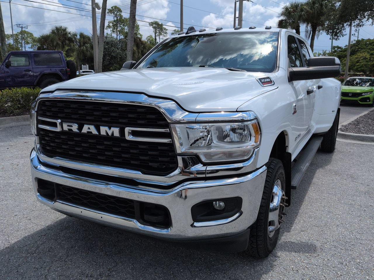 Used 2022 RAM 3500 Big Horn w/ Level A Equipment Group AWD/4WD image 9