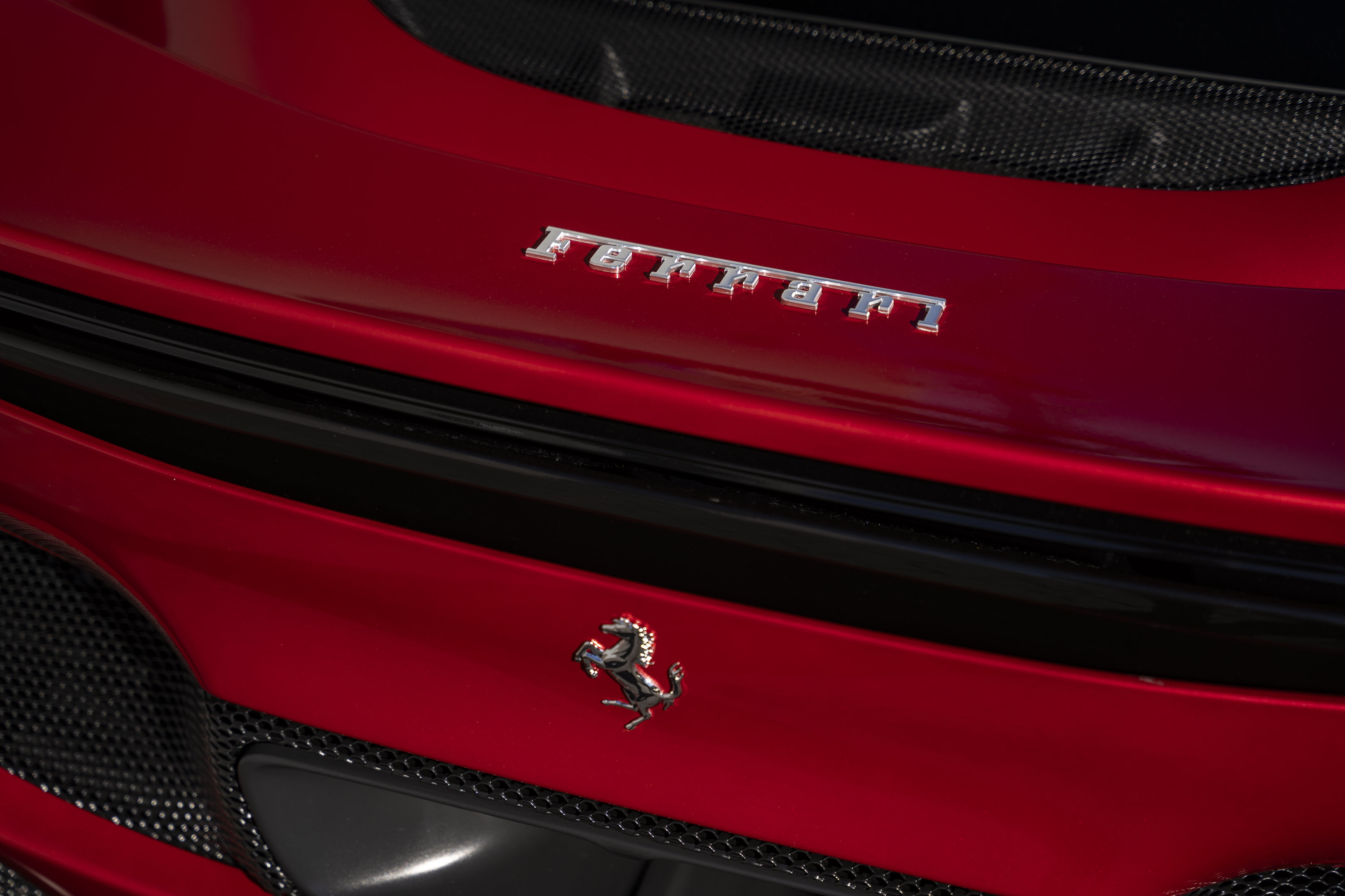 Used 2025 Ferrari 296 GTS RWD image 21