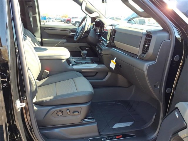 New 2026 Chevrolet Silverado 1500 ZR2 image 20