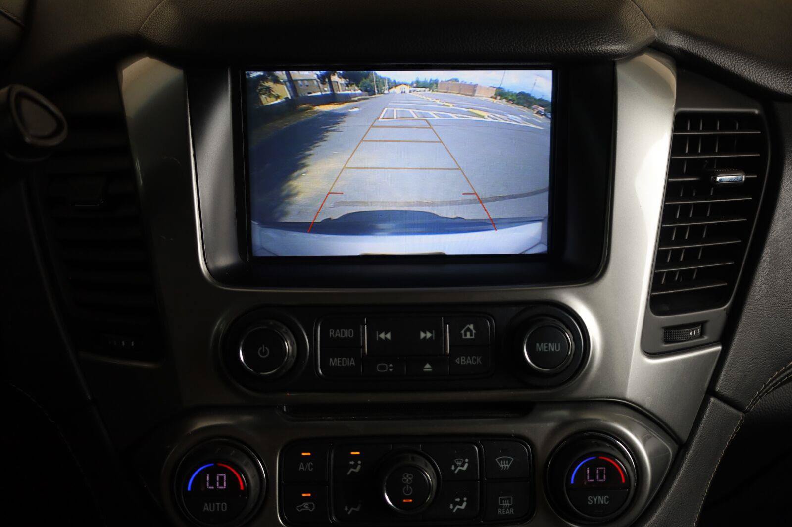Used 2018 Chevrolet Tahoe LT AWD/4WD image 39
