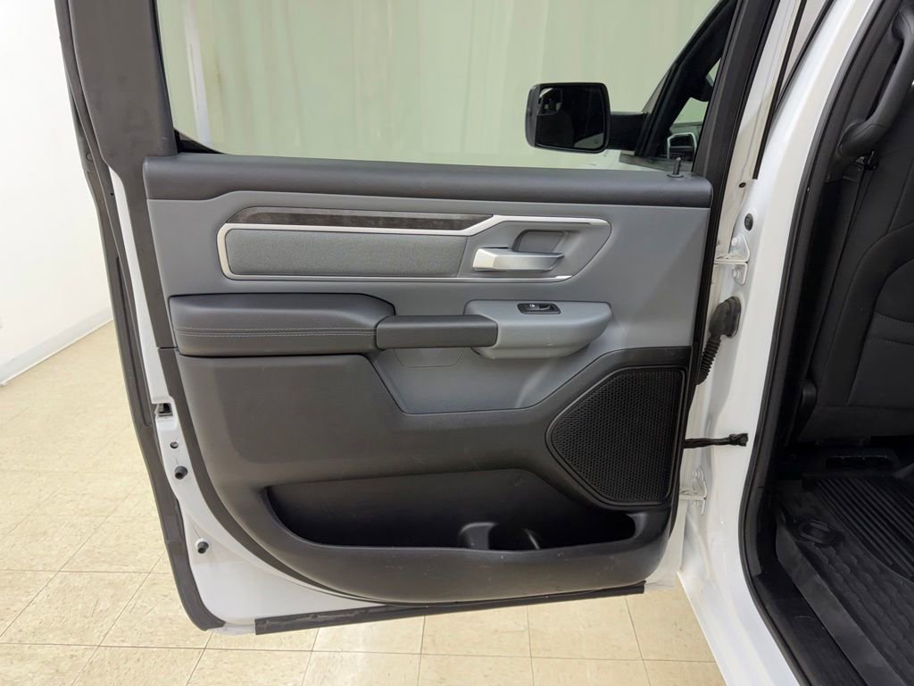 Used 2022 RAM 1500 Big Horn AWD/4WD image 13