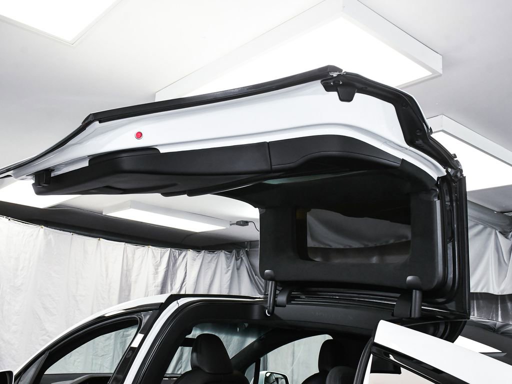 Used 2023 Tesla Model X AWD/4WD image 14