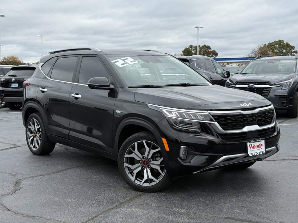 Used 2022 Kia Seltos SX image 2