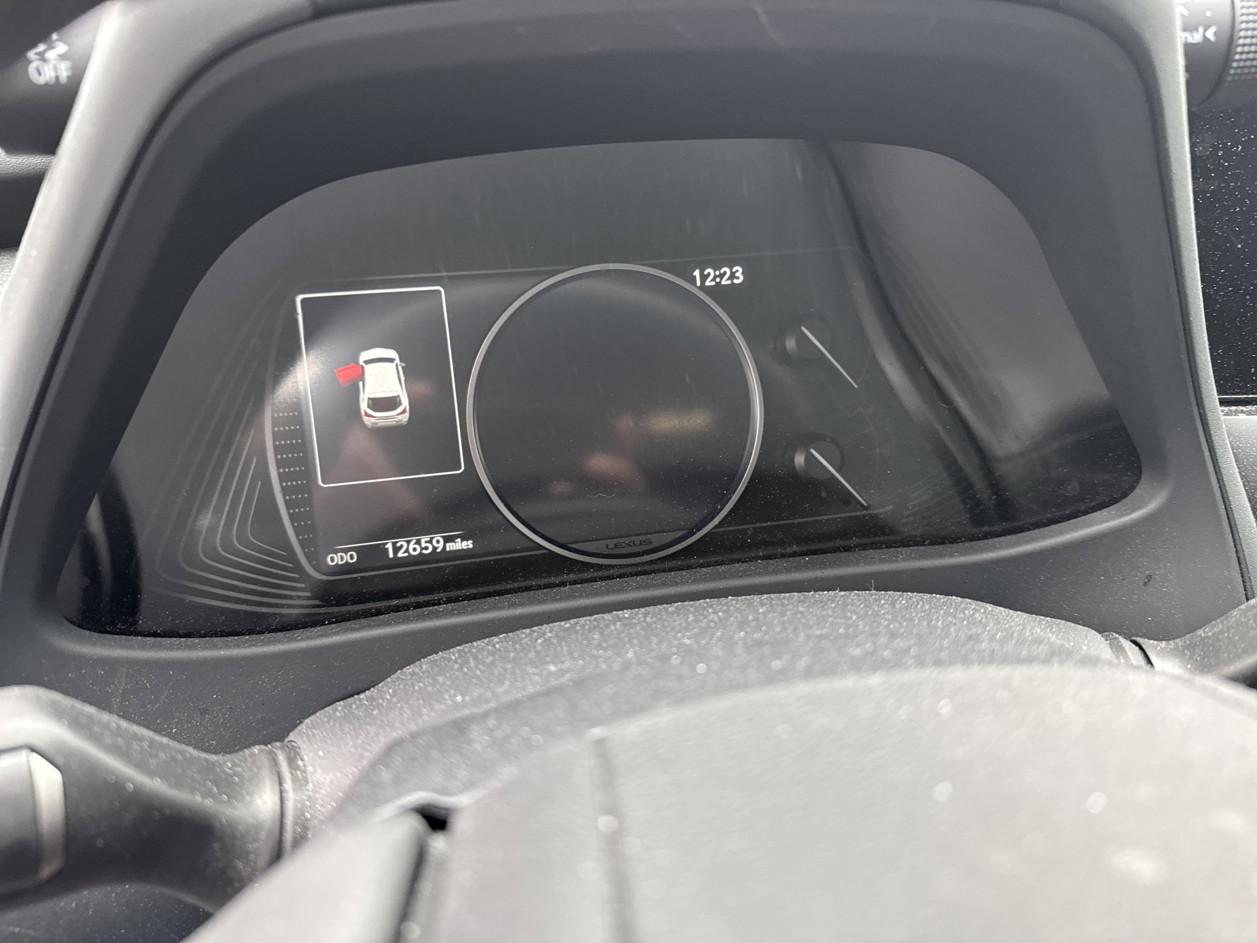 Used 2023 Lexus UX 250h 250h Premium w/ Accessory Package (Z2) image 11