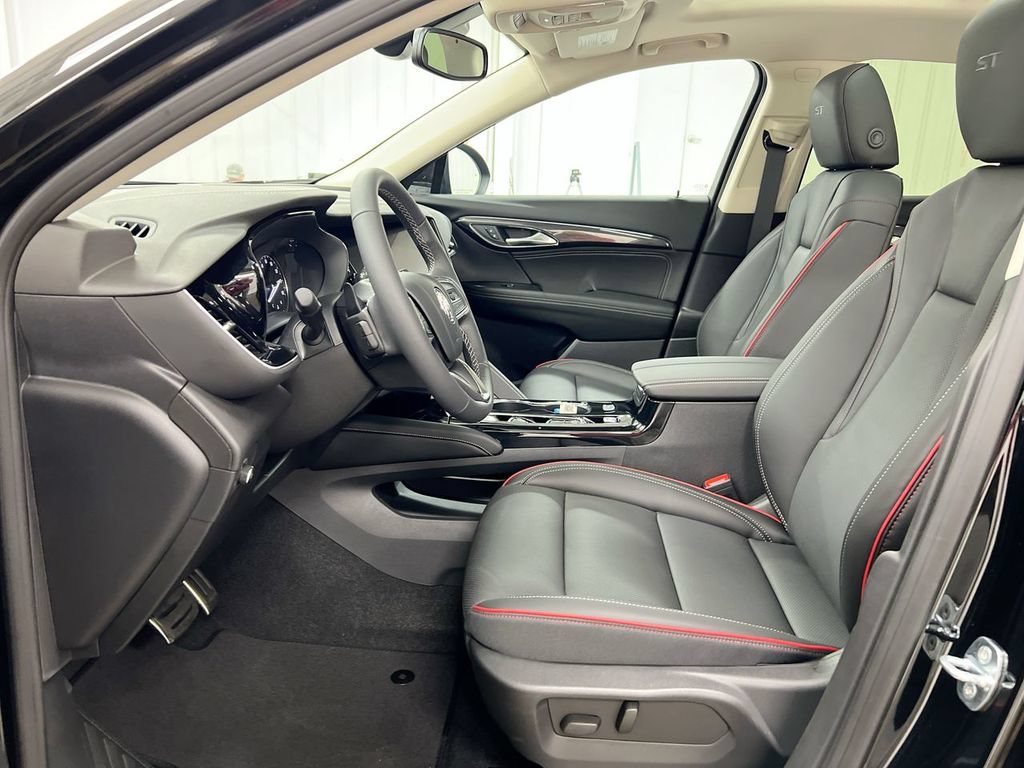 Used 2023 Buick Envision Essence w/ Sport Touring Package AWD/4WD image 19