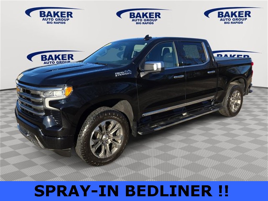 Used 2024 Chevrolet Silverado 1500 High Country image 3