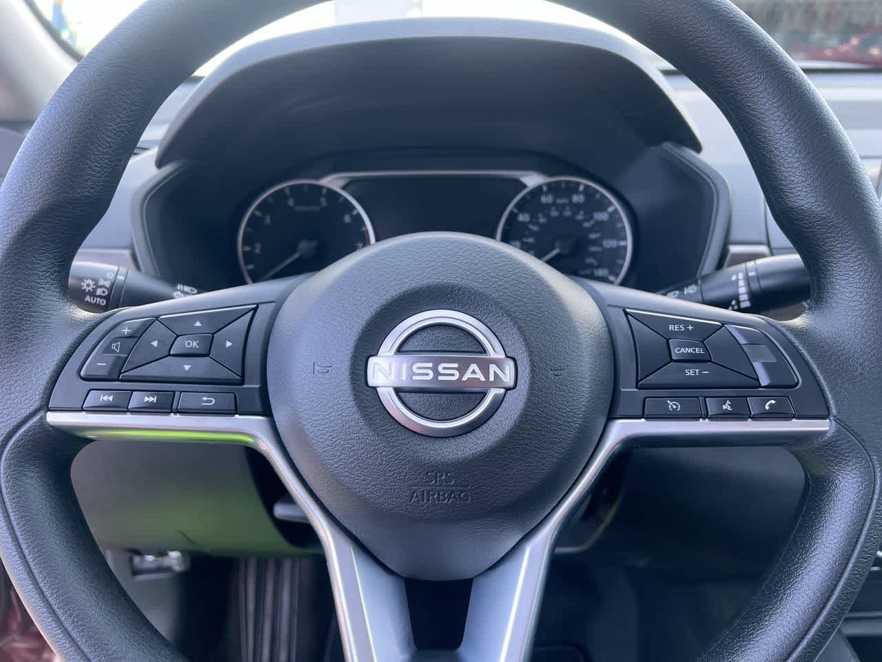 Used 2025 Nissan Altima 2.5 SV AWD/4WD image 14