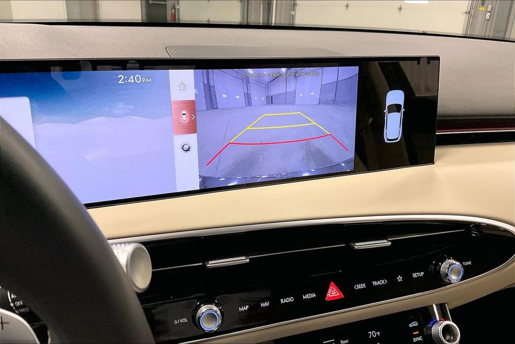 Used 2026 Genesis GV70 2.5T image 14