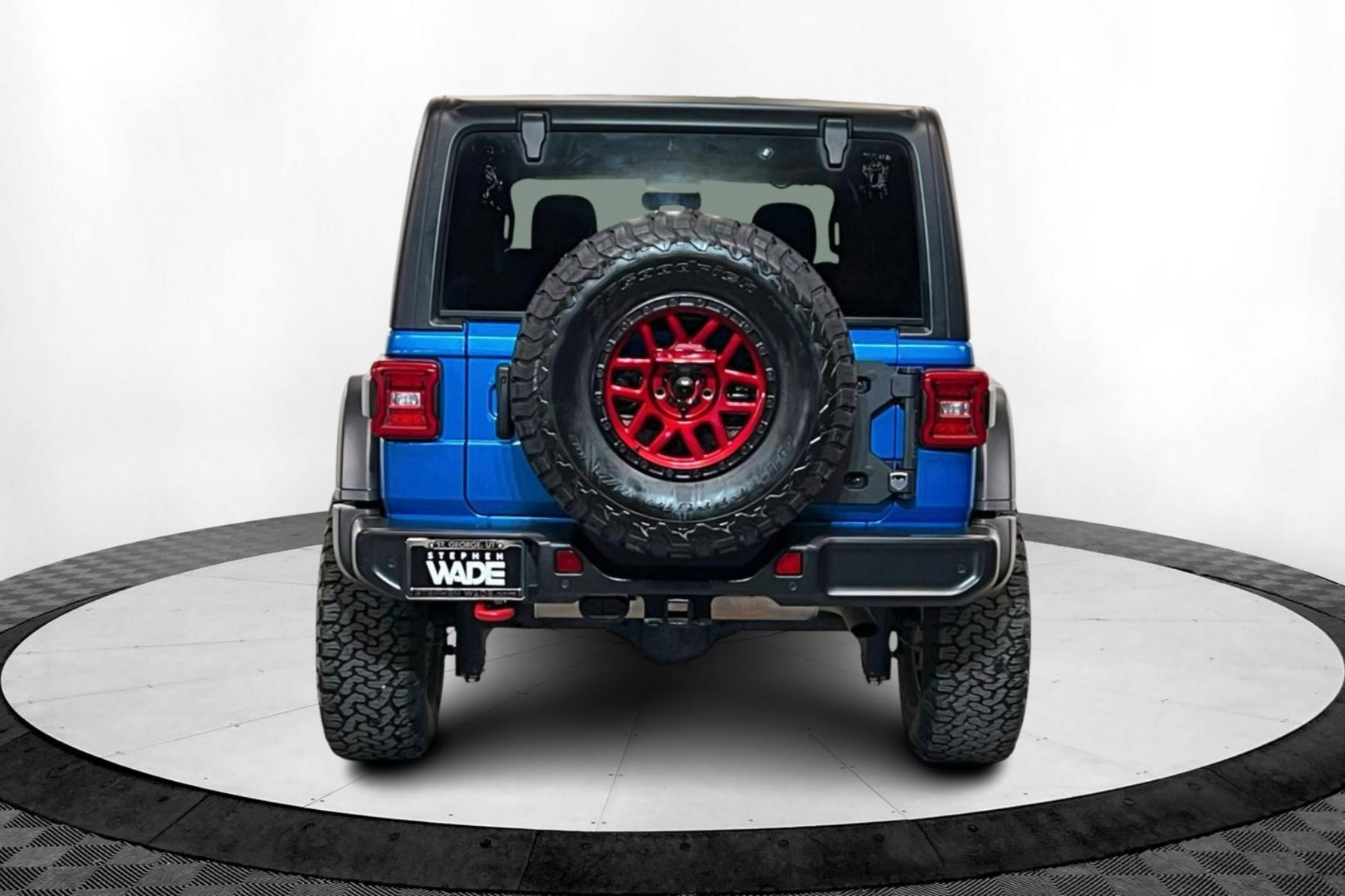 Used 2022 Jeep Wrangler Unlimited Rubicon w/ LED Lighting Group AWD/4WD image 5