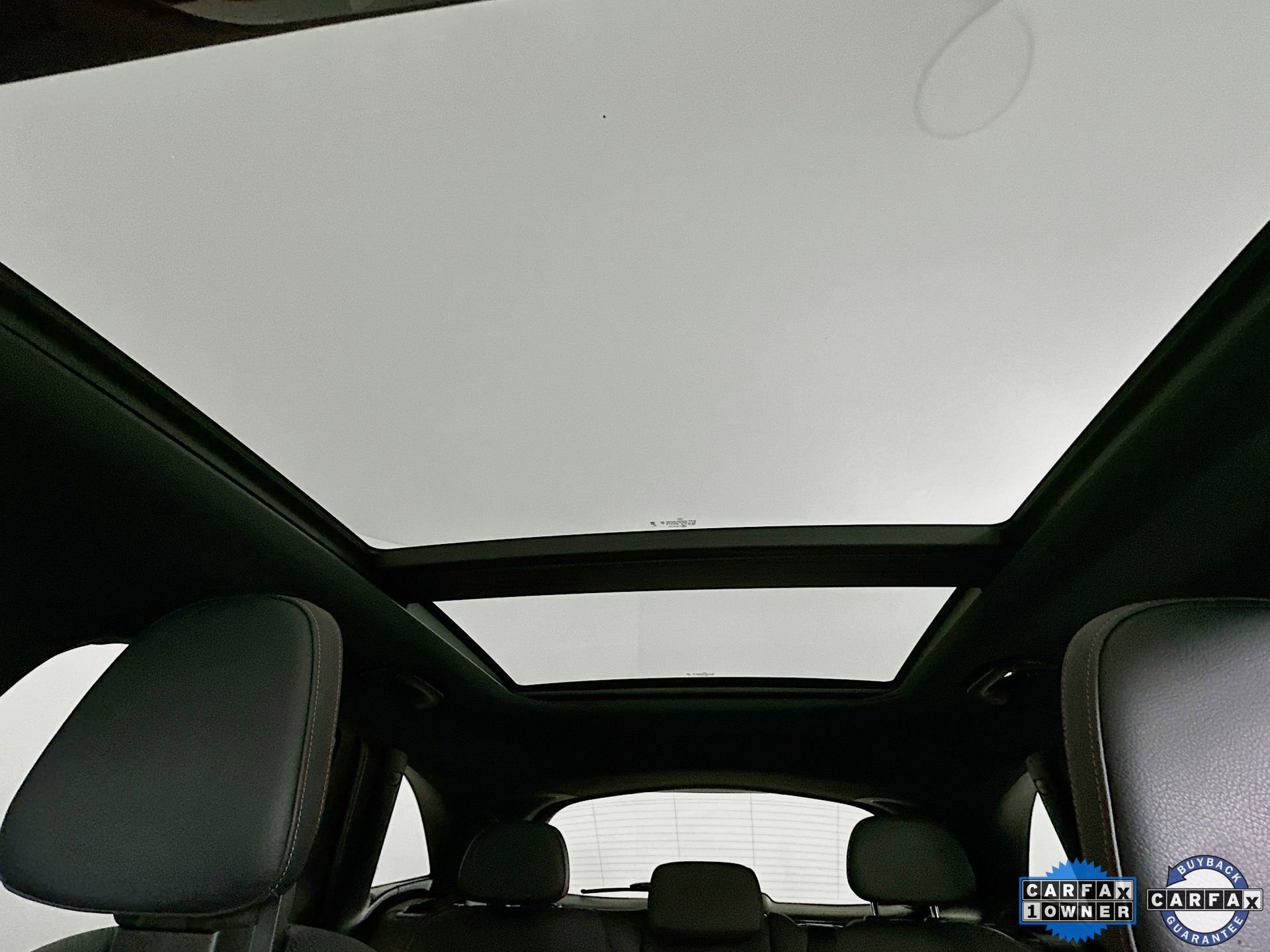 Certified 2024 Mercedes-Benz GLC 43 AMG 4MATIC image 23