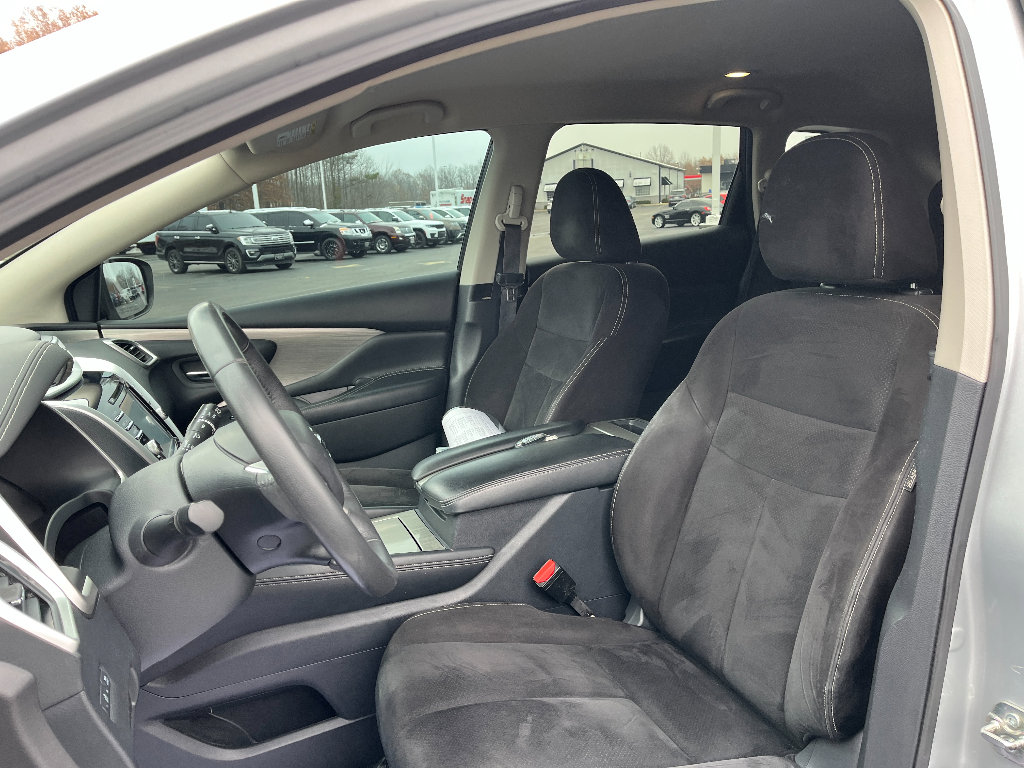 Used 2017 Nissan Murano SV image 27
