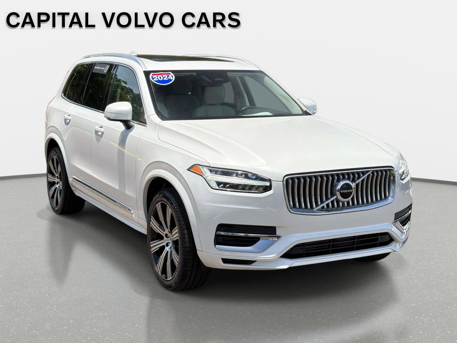 Certified 2024 Volvo XC90 T8 Core AWD/4WD image 3