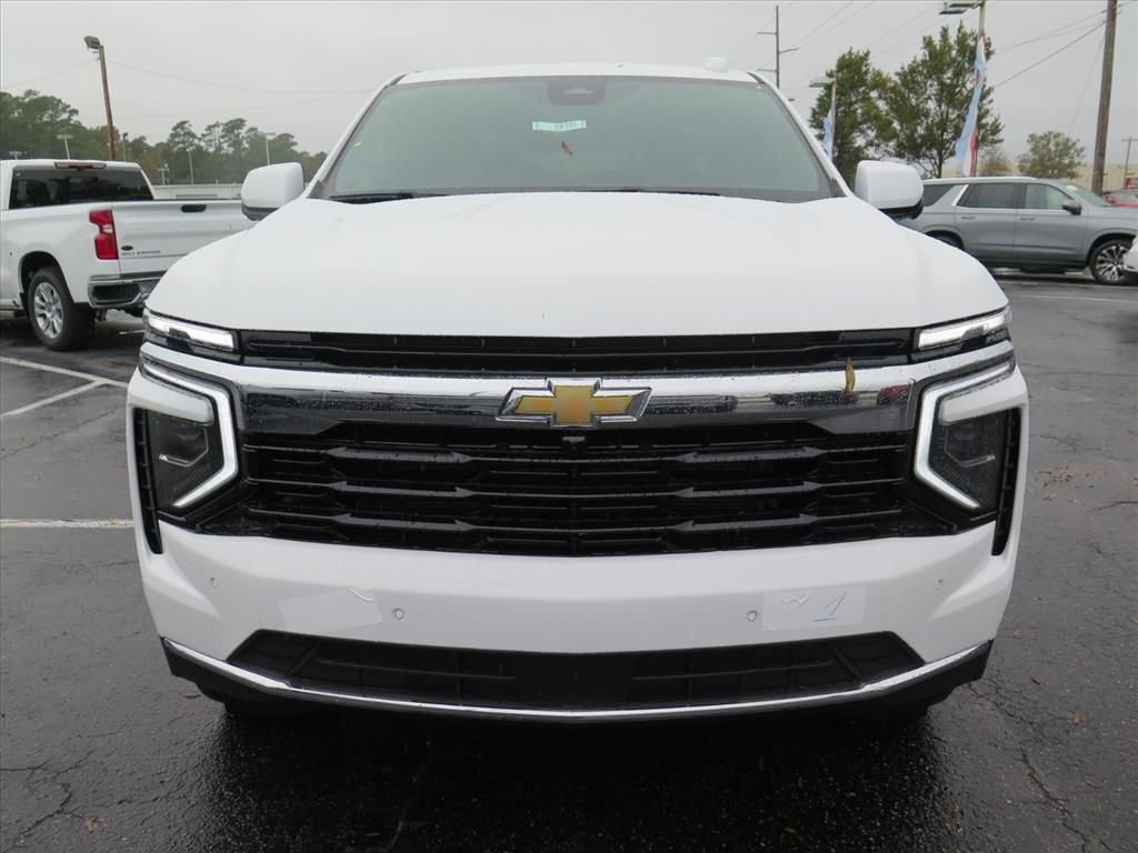New 2026 Chevrolet Suburban LS image 9