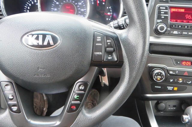 Used 2013 Kia Optima LX image 18