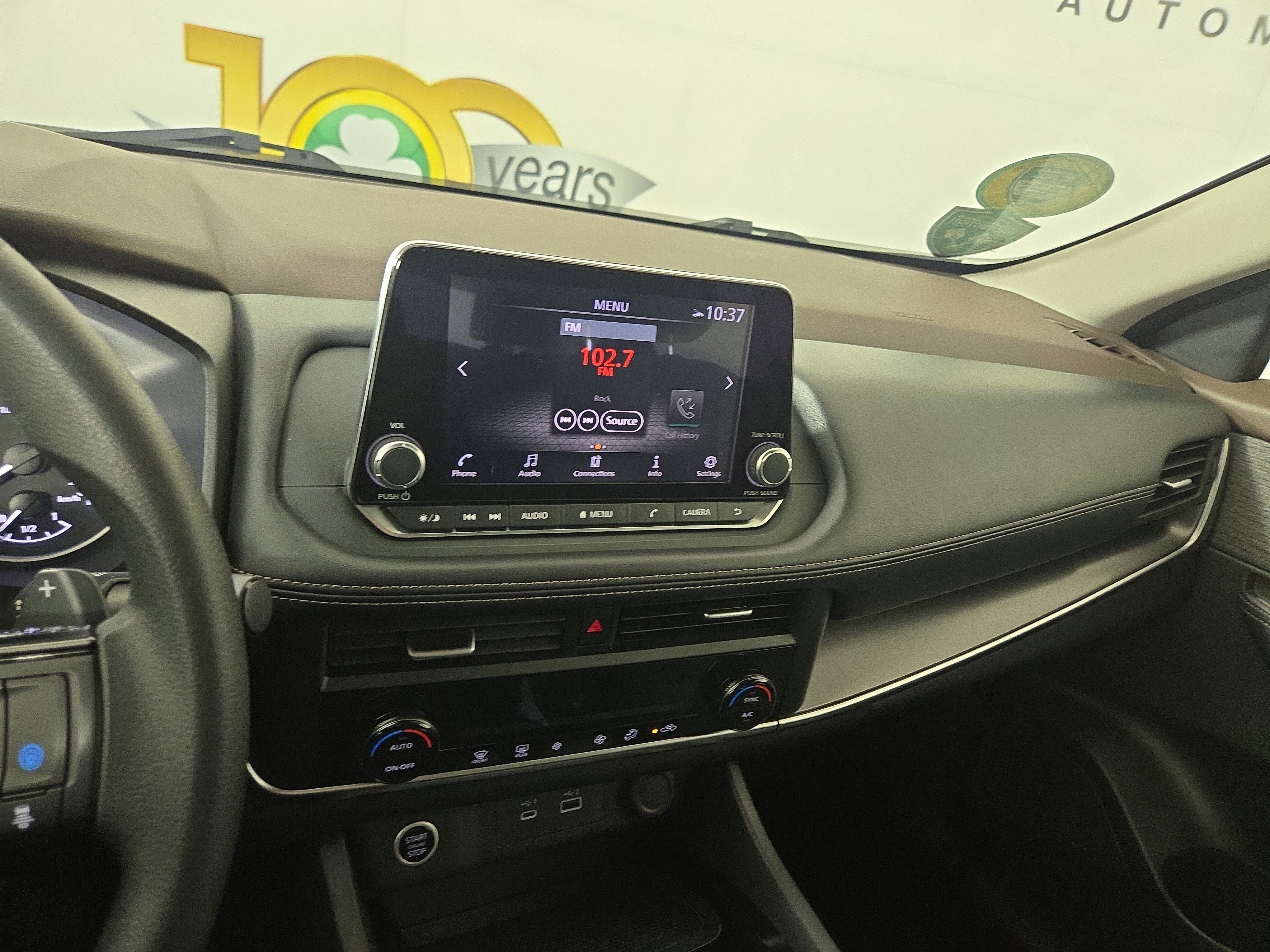 Used 2023 Nissan Rogue SV image 22