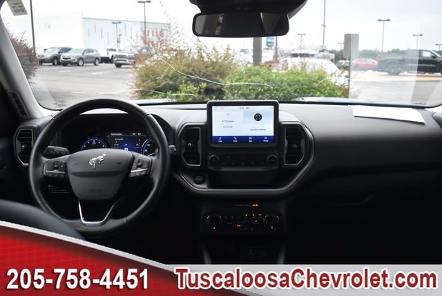 Used 2023 Ford Bronco Sport Outer Banks AWD/4WD image 3