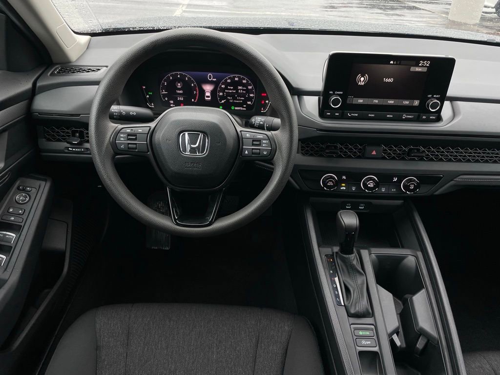 Certified 2025 Honda Accord LX image 11