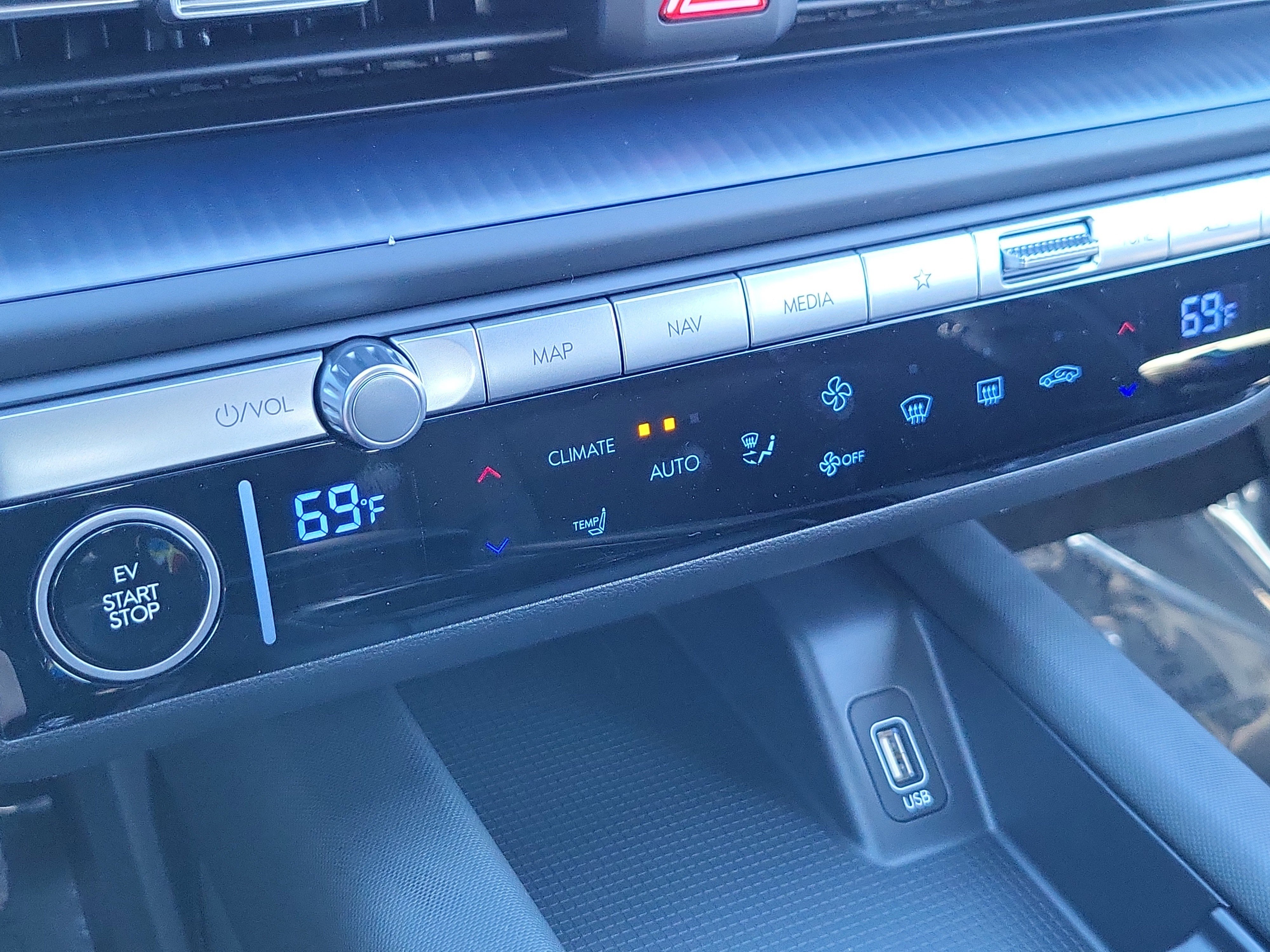 New 2025 Hyundai Ioniq 6 SE AWD/4WD image 19