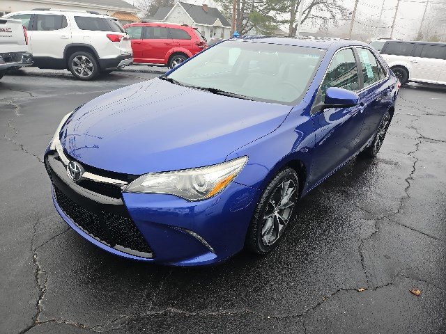 Used 2015 Toyota Camry LE image 10