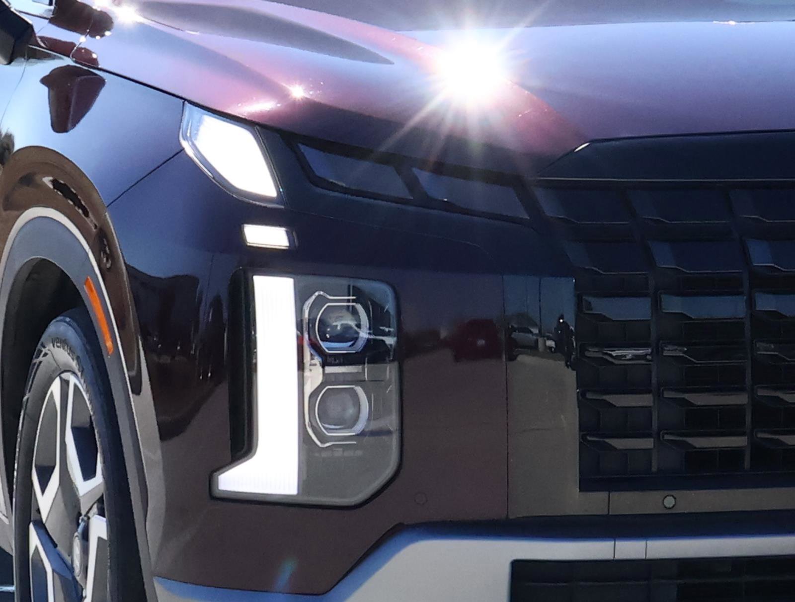 Used 2023 Hyundai Palisade Limited FWD image 7