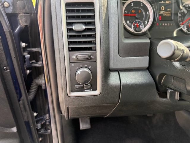 Used 2018 RAM 2500 Tradesman w/ Chrome Appearance Group AWD/4WD image 21