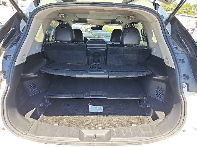 Used 2020 Nissan Rogue SL w/ Premium Package FWD image 12