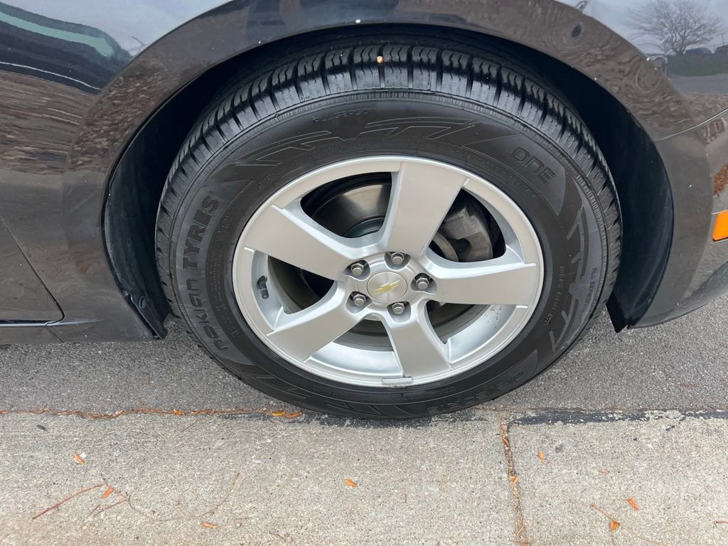 Used 2015 Chevrolet Cruze LT image 11